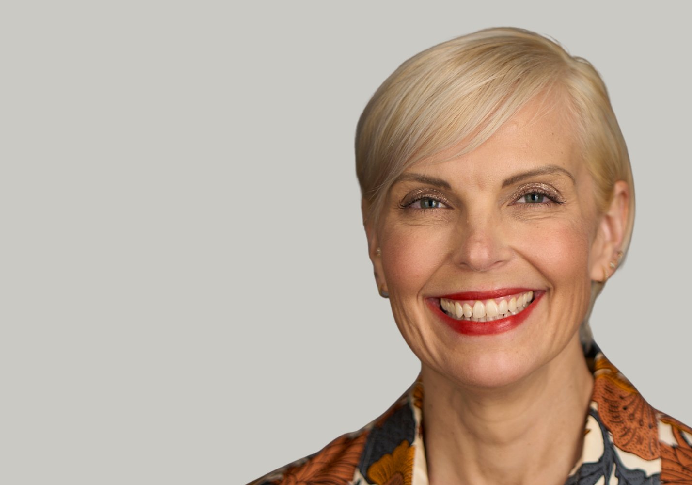 Instructor Jennifer Rogien